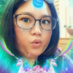 Meet your Posher, Christine